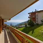 Apartment Victoria - Real Ski-in Out, Great View