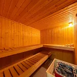 Apartment Victoria - Real Ski-in Out, Great View *