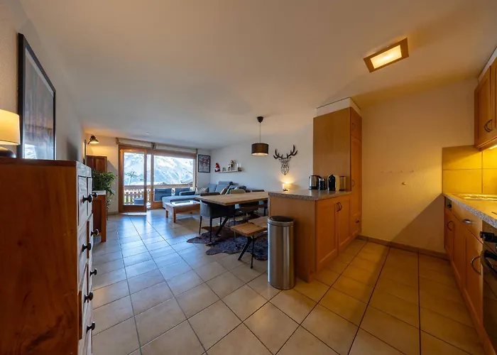 Victoria - Real Ski-in Out, Great View アパート *