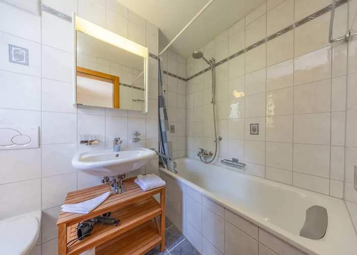 Victoria - Real Ski-in Out, Great View * ナンダ